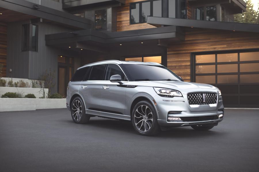  Lincoln Aviator Grand Touring 2019 года  (фото 1 из 67)